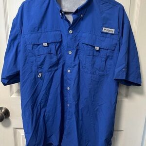 Columbia Men's PFG Performance Fishing Gear Short Sleeve Blue Vented Shirt